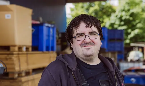 Porträtfoto von Tobias Dreier